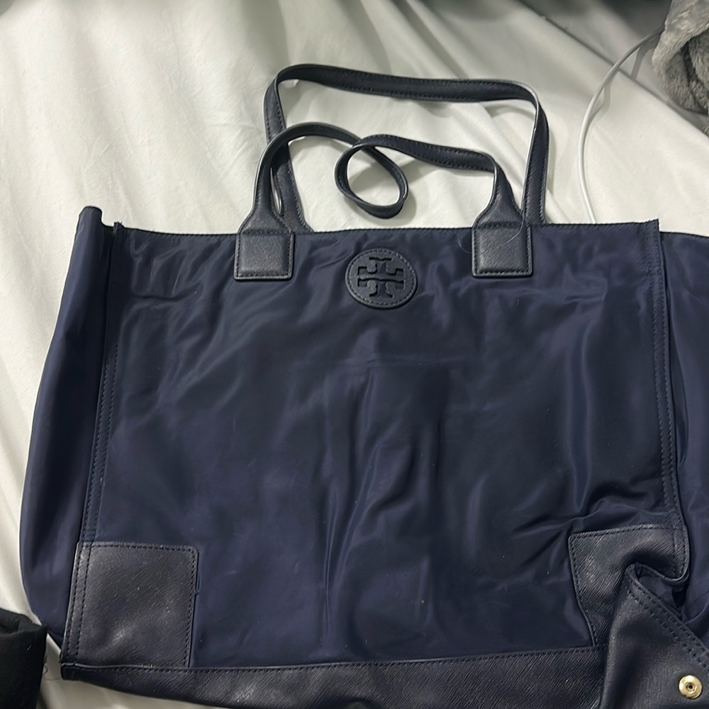 Used 1x navy blue Tory Burch tote bag